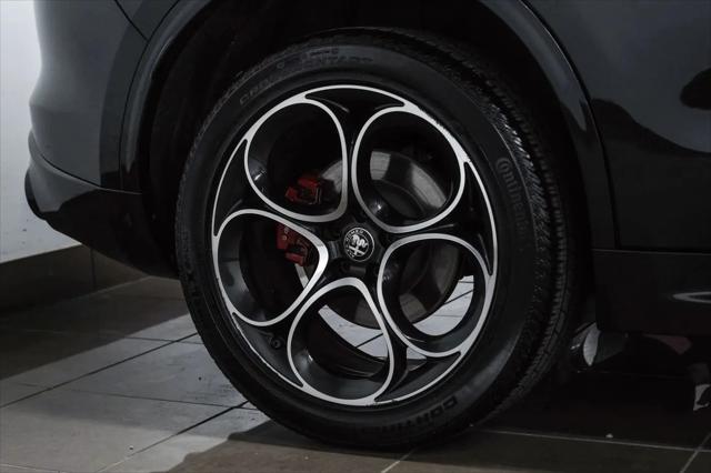 2023 Alfa Romeo Stelvio Veloce AWD
