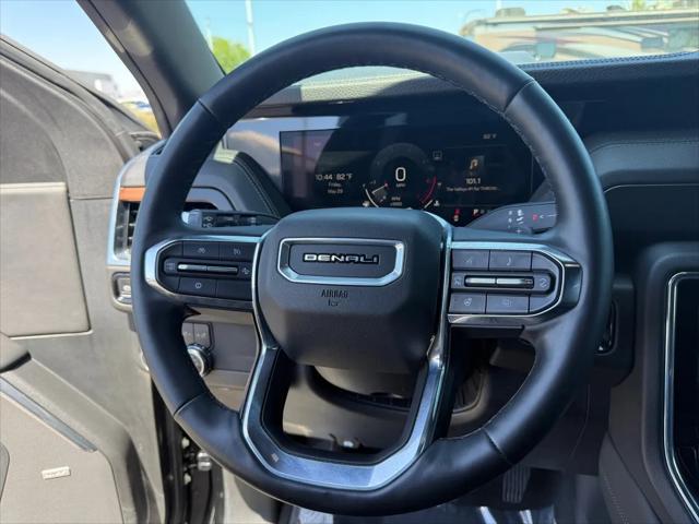 2025 GMC Yukon 4WD Denali
