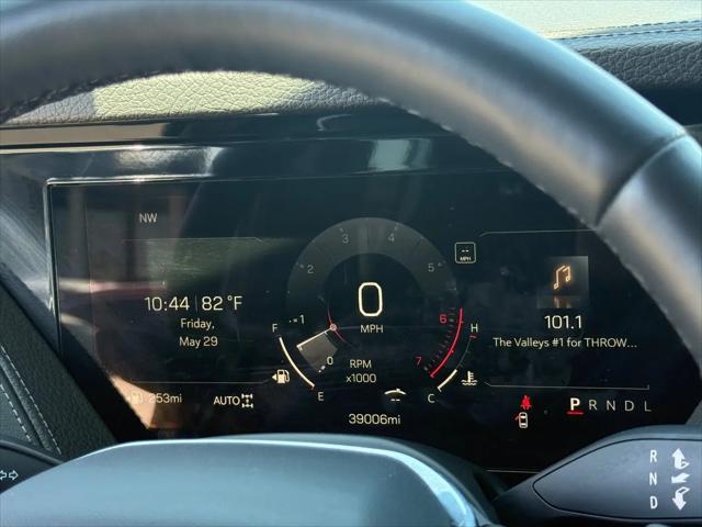 2025 GMC Yukon 4WD Denali