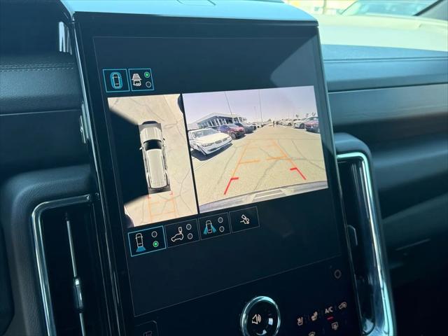2025 GMC Yukon 4WD Denali