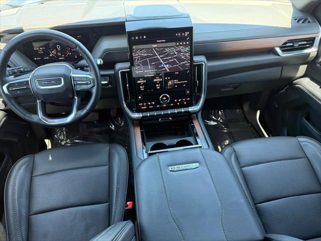 2025 GMC Yukon 4WD Denali