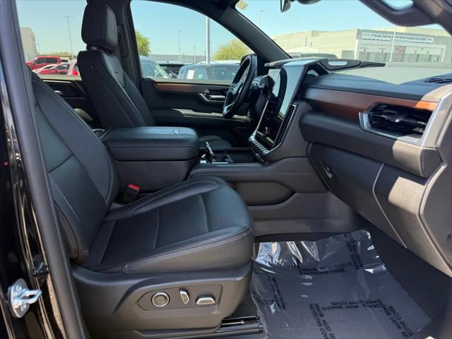 2025 GMC Yukon 4WD Denali
