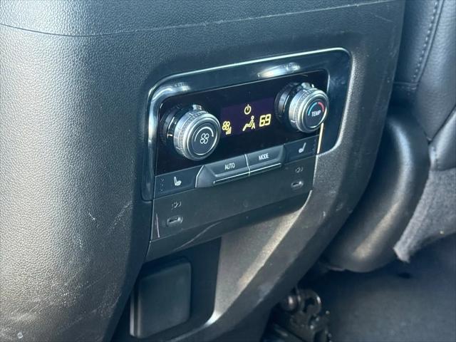 2025 GMC Yukon XL 4WD Denali
