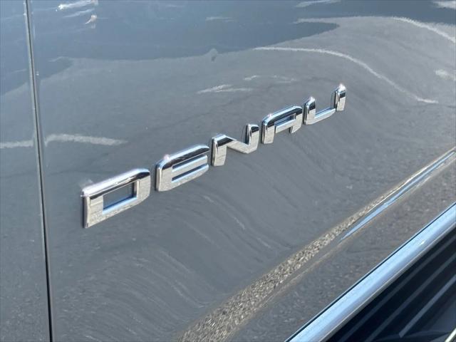 2025 GMC Yukon XL 4WD Denali