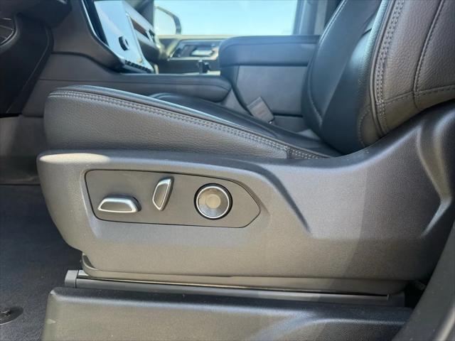 2025 GMC Yukon XL 4WD Denali