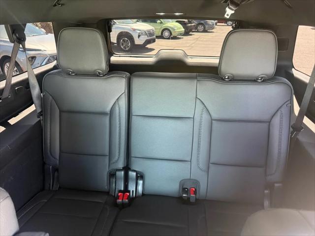 2025 GMC Yukon XL 4WD Denali