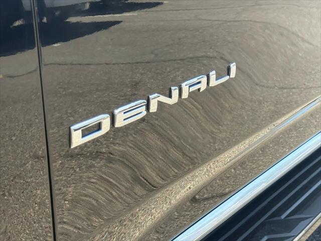 2025 GMC Yukon XL 4WD Denali