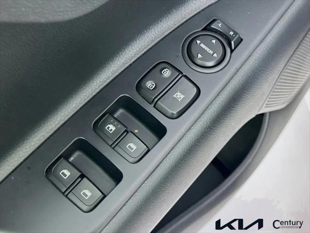 2022 Kia Rio S