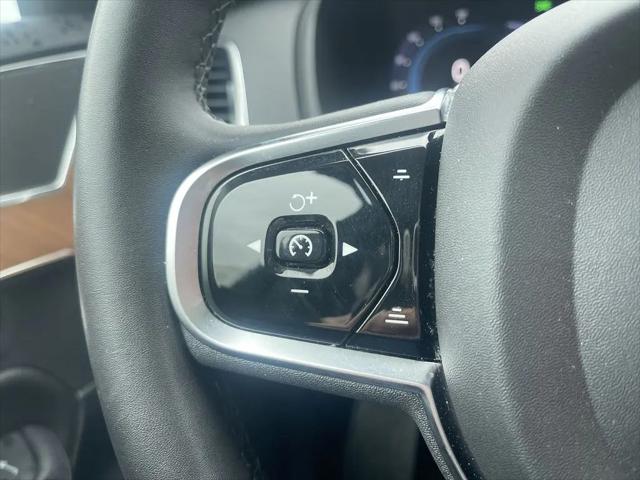 2024 Volvo XC90 B6 Plus Bright Theme 7-Seater