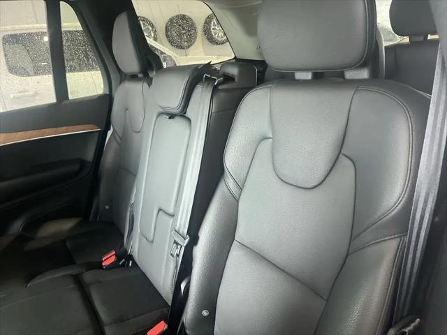 2024 Volvo XC90 B6 Plus Bright Theme 7-Seater