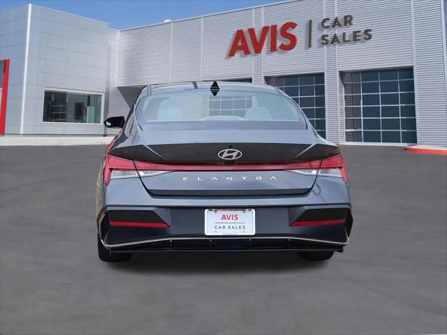 2025 Hyundai Elantra SEL Convenience