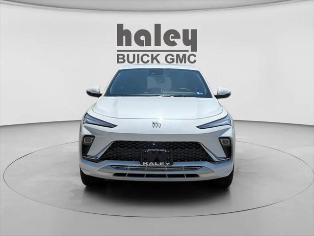 2026 Buick NV Avenir FWD