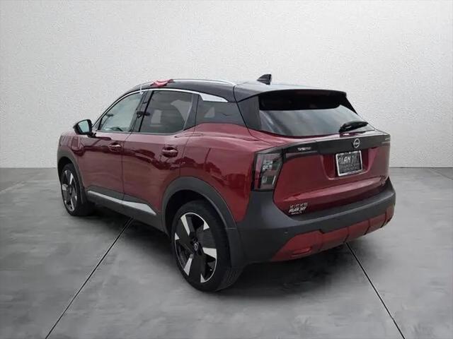 2025 Nissan Kicks SR FWD