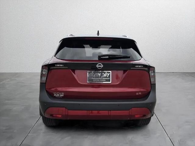 2025 Nissan Kicks SR FWD
