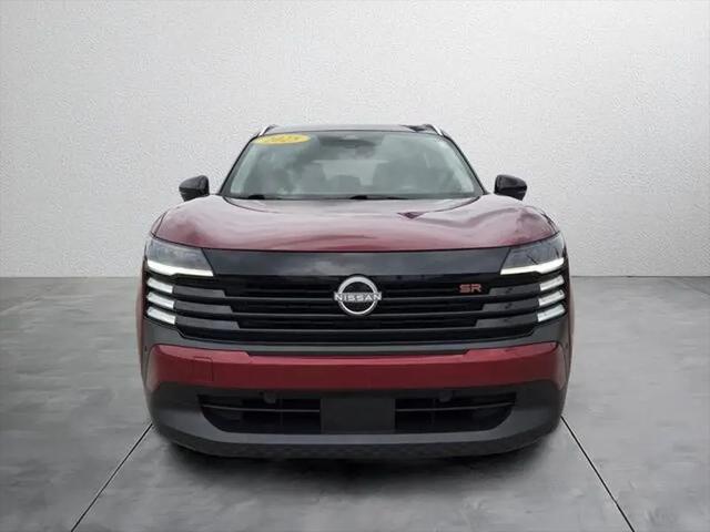 2025 Nissan Kicks SR FWD