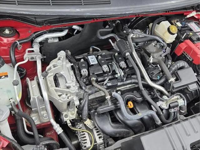 2025 Nissan Kicks SR FWD