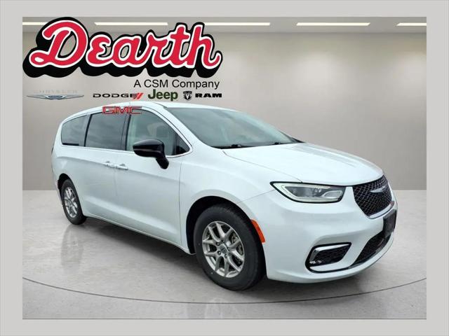 2024 Chrysler Pacifica Touring L for sale in Monroe, WI