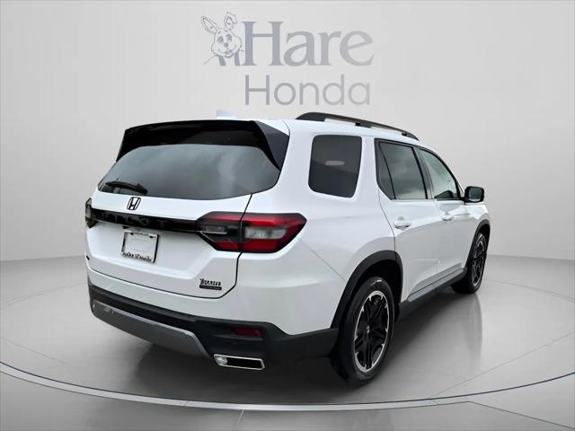 2026 Honda Pilot Touring Blackout