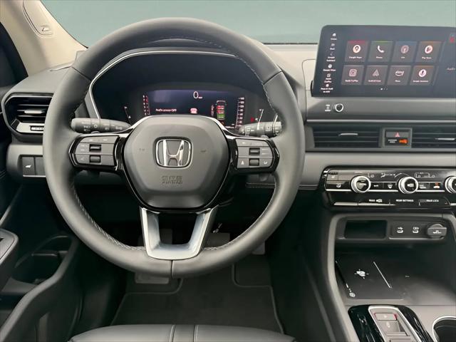 2026 Honda Pilot Touring Blackout