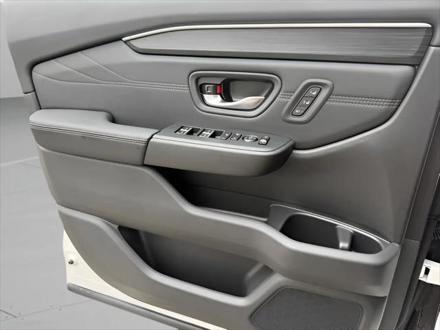 2026 Honda Pilot Touring Blackout