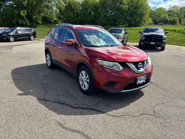 2015 Nissan Rogue SV for sale in ROCHESTER, MN