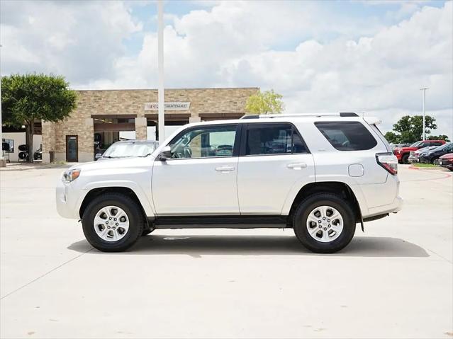 2022 Toyota 4Runner SR5