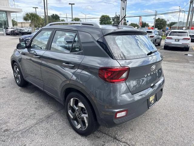 2025 Hyundai Venue SEL
