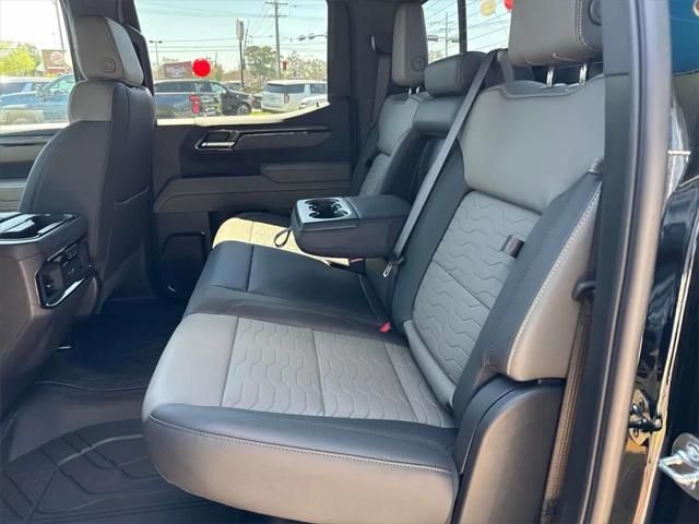 2025 Chevrolet Silverado 1500 4WD Crew Cab Short Bed ZR2