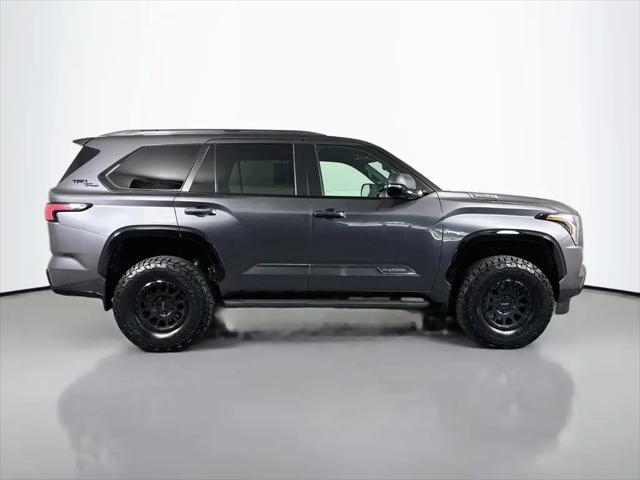 2025 Toyota Sequoia SR5