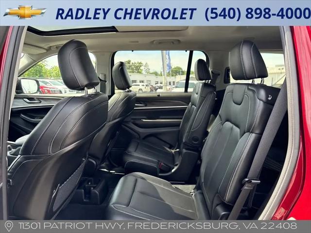 2023 Jeep Grand Cherokee L Limited 4x4