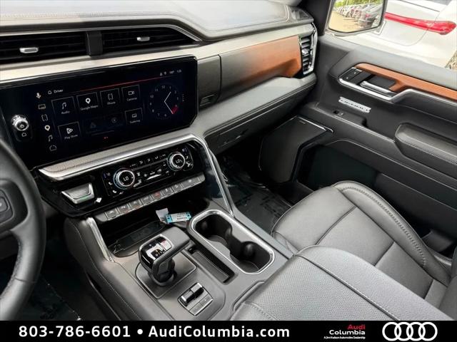2023 GMC Sierra 1500 4WD Crew Cab Short Box Denali