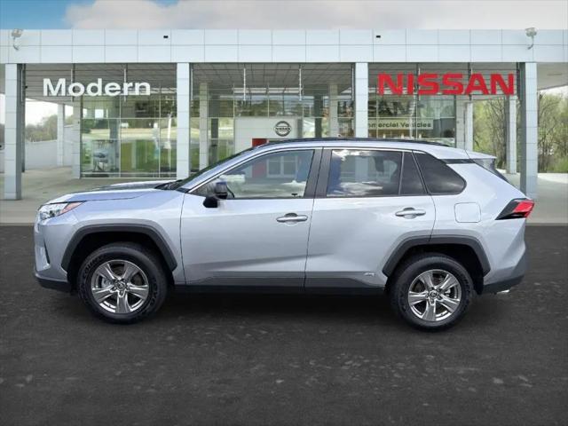 2025 Toyota RAV4 Hybrid LE