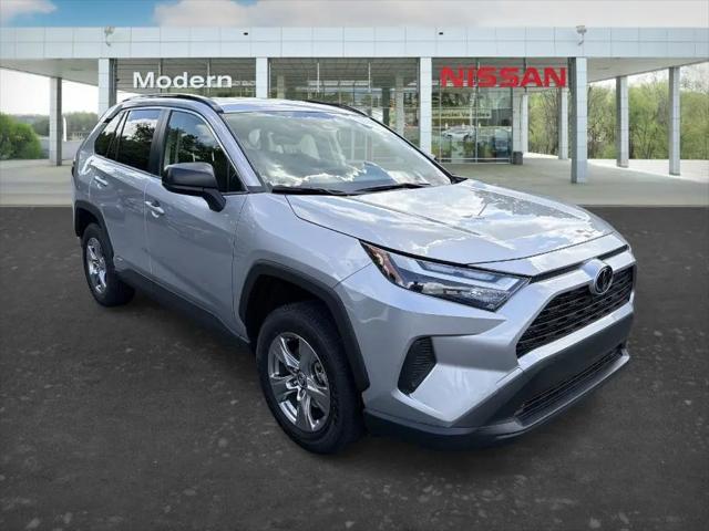 2025 Toyota RAV4 Hybrid LE