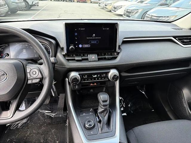 2025 Toyota RAV4 Hybrid LE