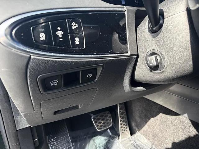 2024 Genesis GV70 3.5T AWD Sport