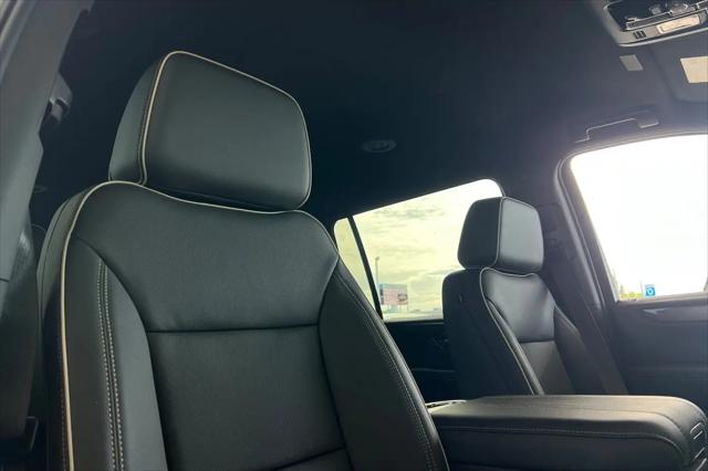 2026 GMC Yukon XL 4WD Elevation
