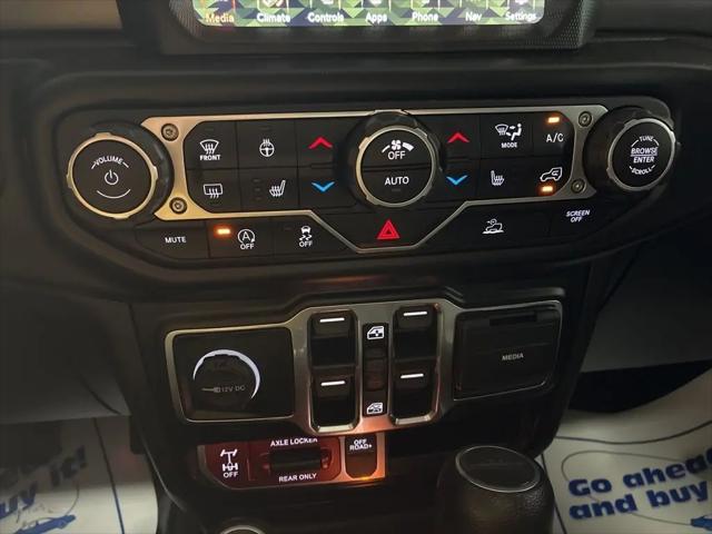 2022 Jeep Gladiator Sport