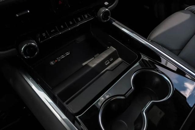 2026 Chevrolet Suburban Premier, 4WD