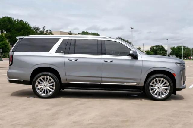 2023 Cadillac Escalade ESV 4WD Premium Luxury