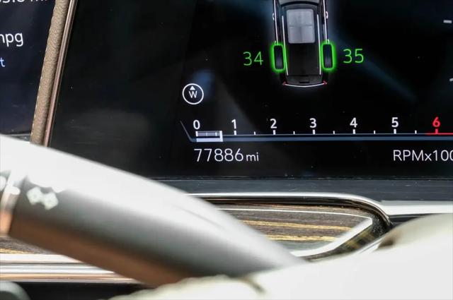 2023 Cadillac Escalade ESV 4WD Premium Luxury
