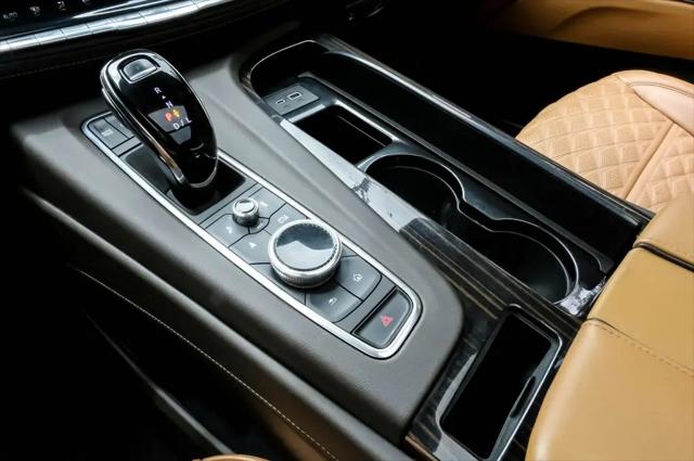 2023 Cadillac Escalade ESV 4WD Premium Luxury