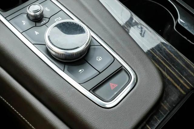 2023 Cadillac Escalade ESV 4WD Premium Luxury