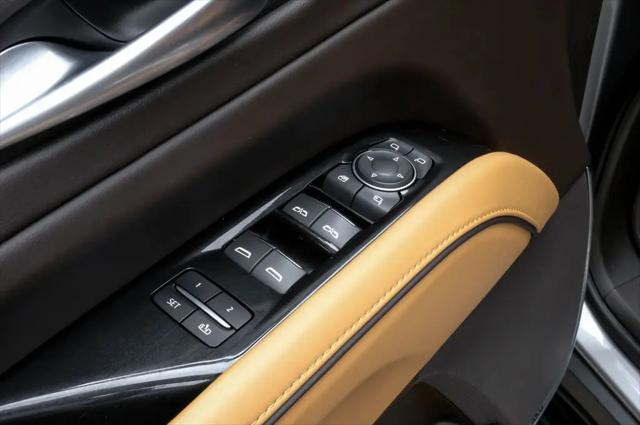 2023 Cadillac Escalade ESV 4WD Premium Luxury