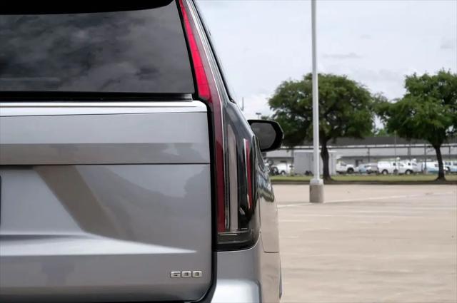 2023 Cadillac Escalade ESV 4WD Premium Luxury