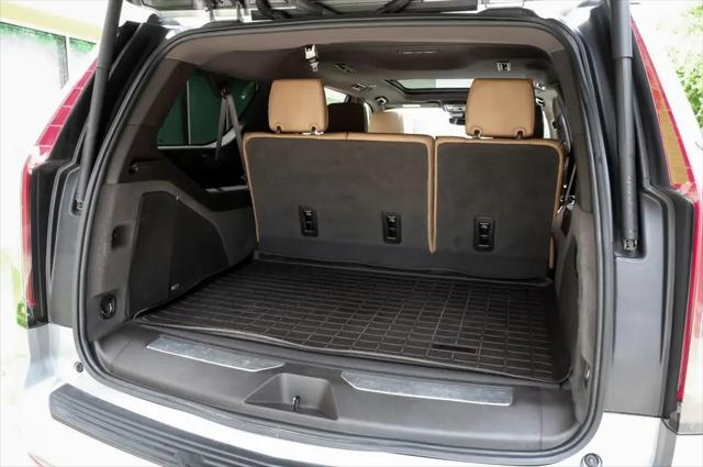 2023 Cadillac Escalade ESV 4WD Premium Luxury
