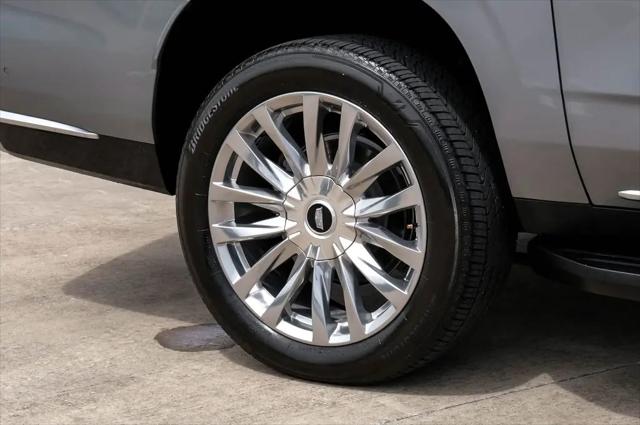 2023 Cadillac Escalade ESV 4WD Premium Luxury