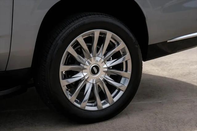 2023 Cadillac Escalade ESV 4WD Premium Luxury