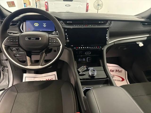 2026 Jeep Grand Cherokee L Altitude 4x4