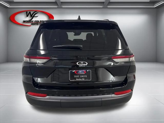 2026 Jeep Grand Cherokee Altitude 4x2