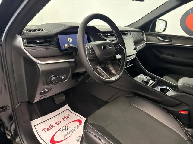2026 Jeep Grand Cherokee Altitude 4x2